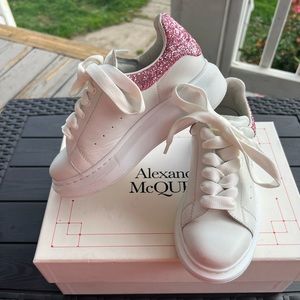 Alexander McQueen kid sneakers